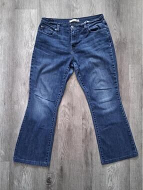 Levi's 515 Woman's Size 12, 32x2 Boot Cut Stretch Blank Red Tag Denim Blue Jeans